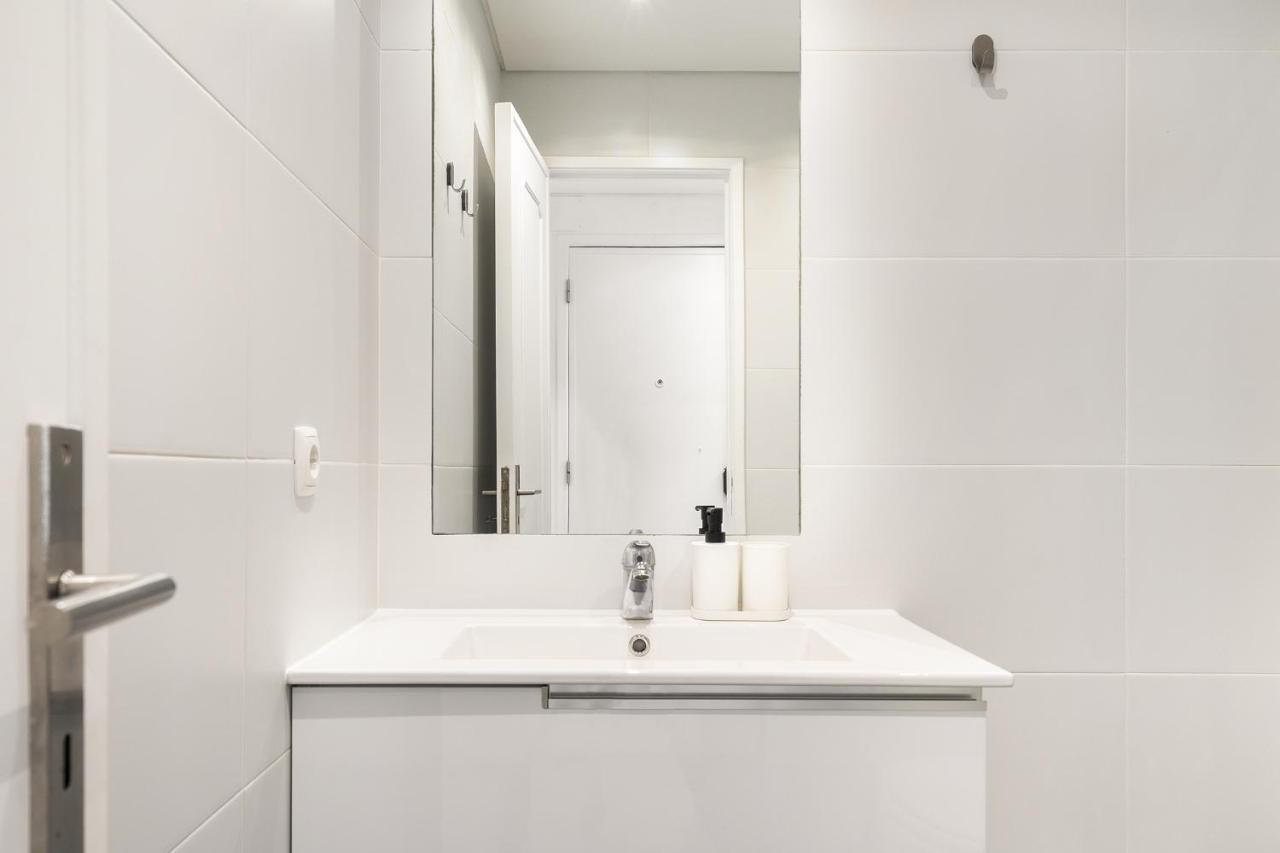 Whome Peaceful Alges Family Home Away From City Noise Lissabon Exterior foto